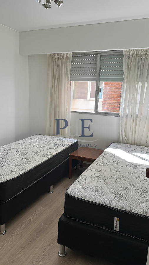 Apartamento en Mansa | 3 dormitorios | Servicios | Piscina - Imagen 11