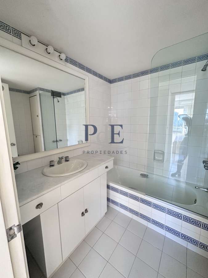 Venta Tiburon II vista excelente - Imagen 32