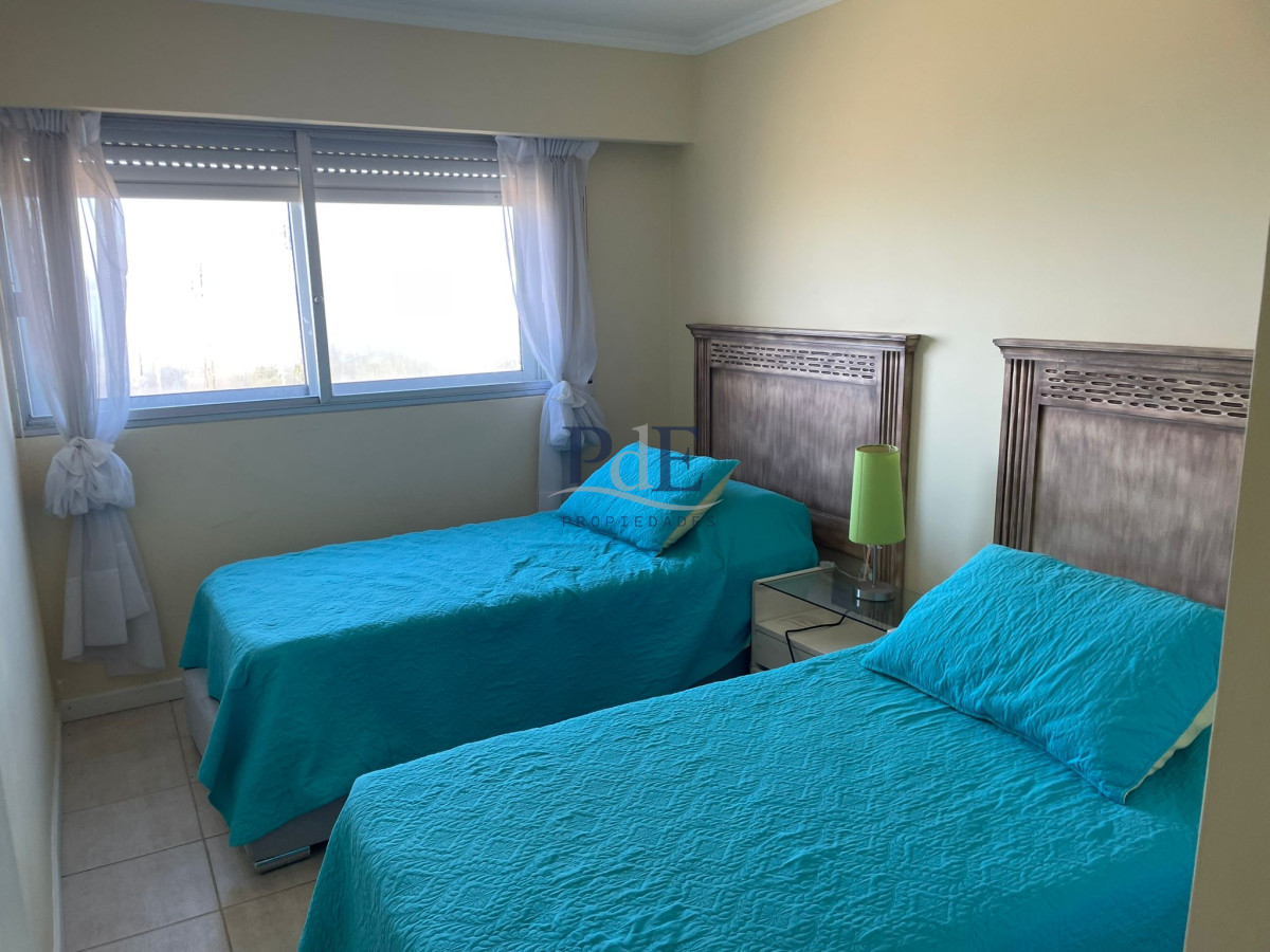 Primera línea mansa  - Imagen 18