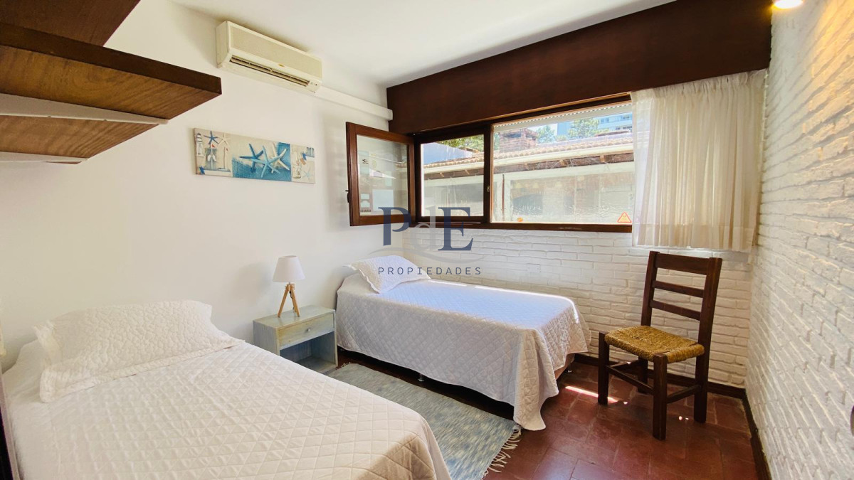 Casa en Playa Mansa - Parada 15 - Temporada 2026 - Imagen 10