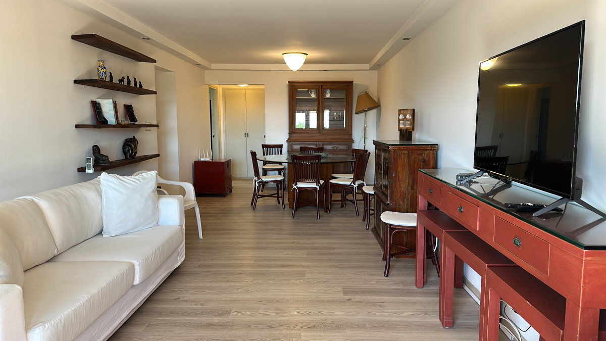 Imagen de Apartamento en Mansa | 3 dormitorios | Servicios | Piscina