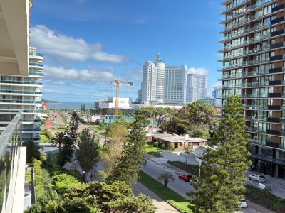 Imagen de Oportunidad de venta en Avenida Chiverta, 1 dorm. | Punta del Este
