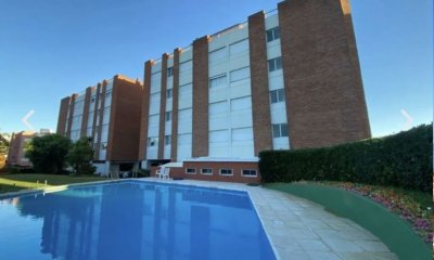 Primera línea mansa