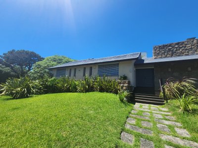 casa primera fila de la mansa parada 27 - dua163c