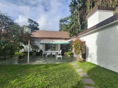 casa en barrio cantegril, un lugar para vivir y soñar  - dua268c