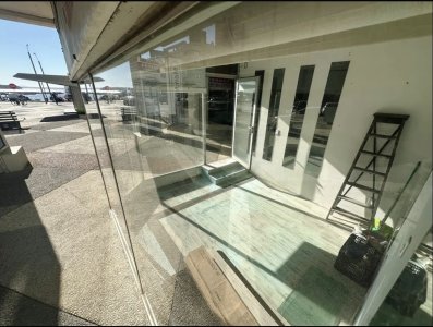 invertí en punta del este: local comercial con gran potencial - dua560l