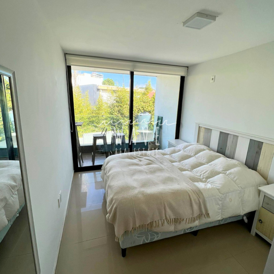 Apartamento ID.5643 - Apartamento en Venta 1 Dormitorio cerca de Punta Shopping