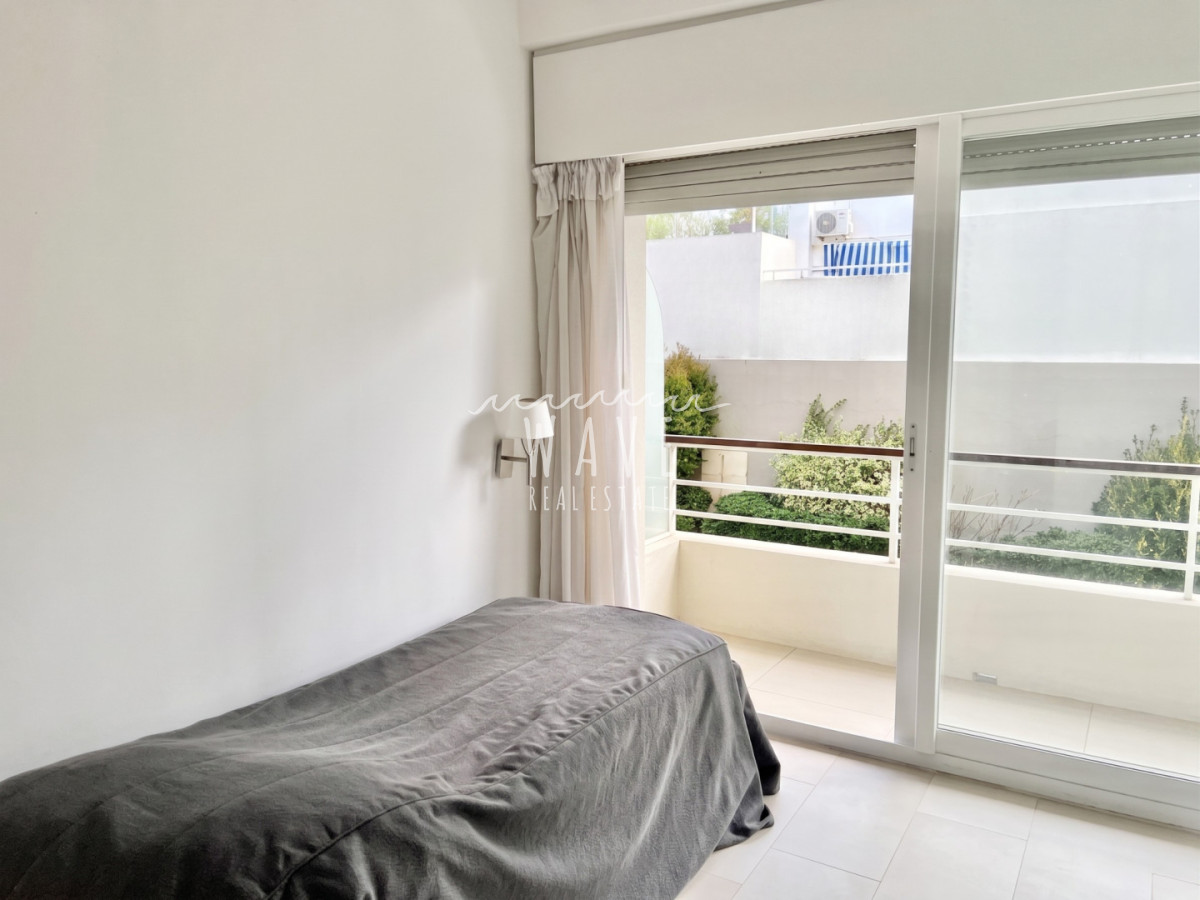 Apartamento ID.5630 - Venta Apartamento 3 Dormitorios en Península Punta del Este