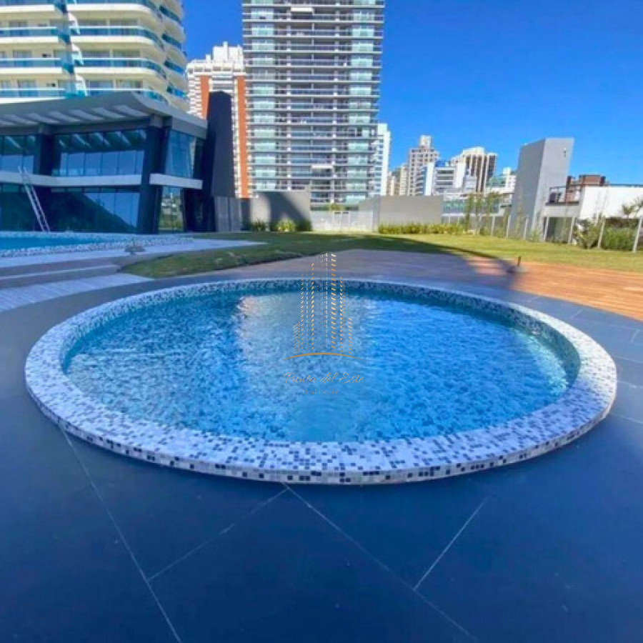 Apartamento ID.1067 - Venta Departamento 1 Dormitorio Art Tower. Gran Variedad De Amenities. Cochera. Box. Rooftop. Servicio De Playa.