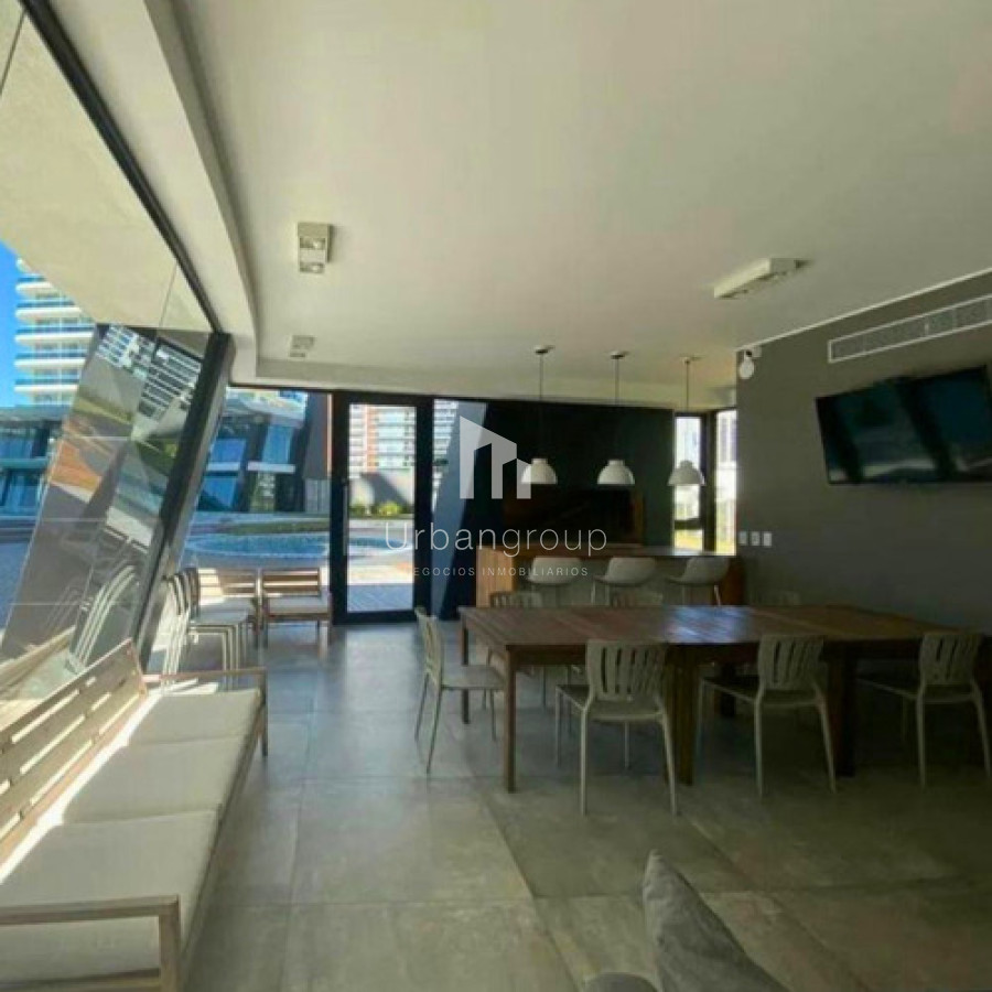 Apartamento ID.8 - Venta Departamento 1 Dormitorio Art Tower. Gran Variedad De Amenities. Cochera. Box. Rooftop. Servicio De Playa.