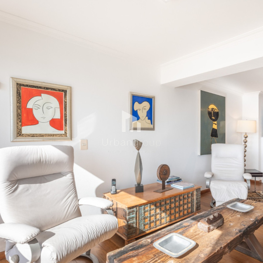 Apartamento ID.6 - Departamento En Venta Frente Al Puerto Punta Del Este Península. Edificio New Port. Calle 20. 4 Dormitorios 4 Baños.