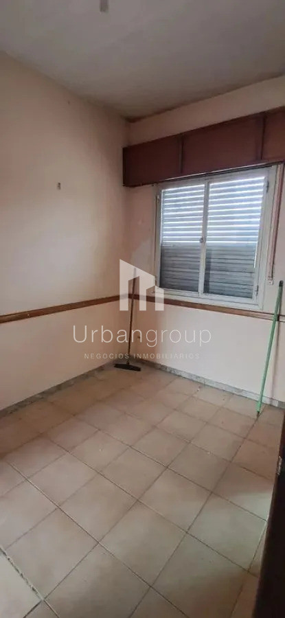 Casa ID.47 - Casa en Alquiler, La Blanqueada, Tres Cruces. A cuadras de Bv.Artigas.