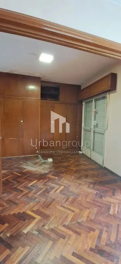 Casa ID.47 - Casa en Alquiler, La Blanqueada, Tres Cruces. A cuadras de Bv.Artigas.