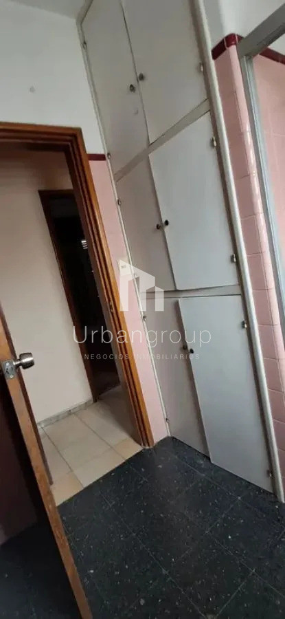 Casa ID.47 - Casa en Alquiler, La Blanqueada, Tres Cruces. A cuadras de Bv.Artigas.