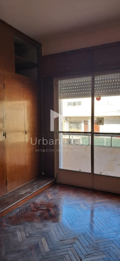 Casa ID.47 - Casa en Alquiler, La Blanqueada, Tres Cruces. A cuadras de Bv.Artigas.