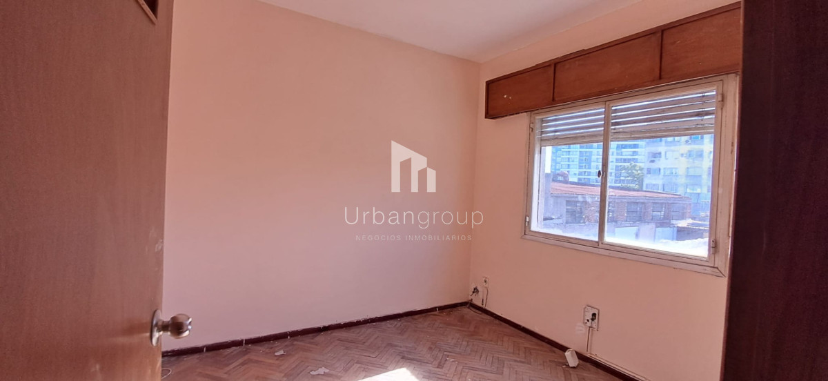 Casa ID.47 - Casa en Alquiler, La Blanqueada, Tres Cruces. A cuadras de Bv.Artigas.