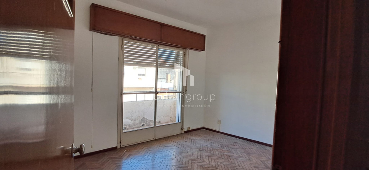 Casa ID.47 - Casa en Alquiler, La Blanqueada, Tres Cruces. A cuadras de Bv.Artigas.