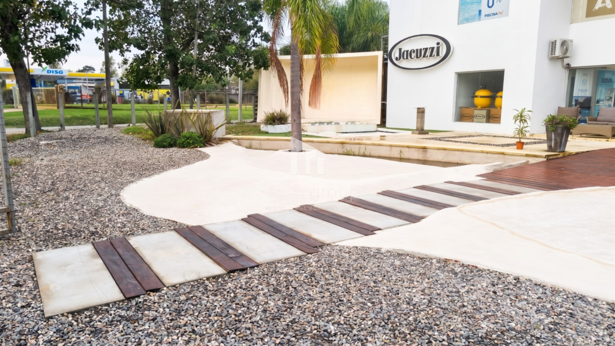 Local Comercial ID.86 - Local Comercial Puente de las Américas Av. Giannatasio