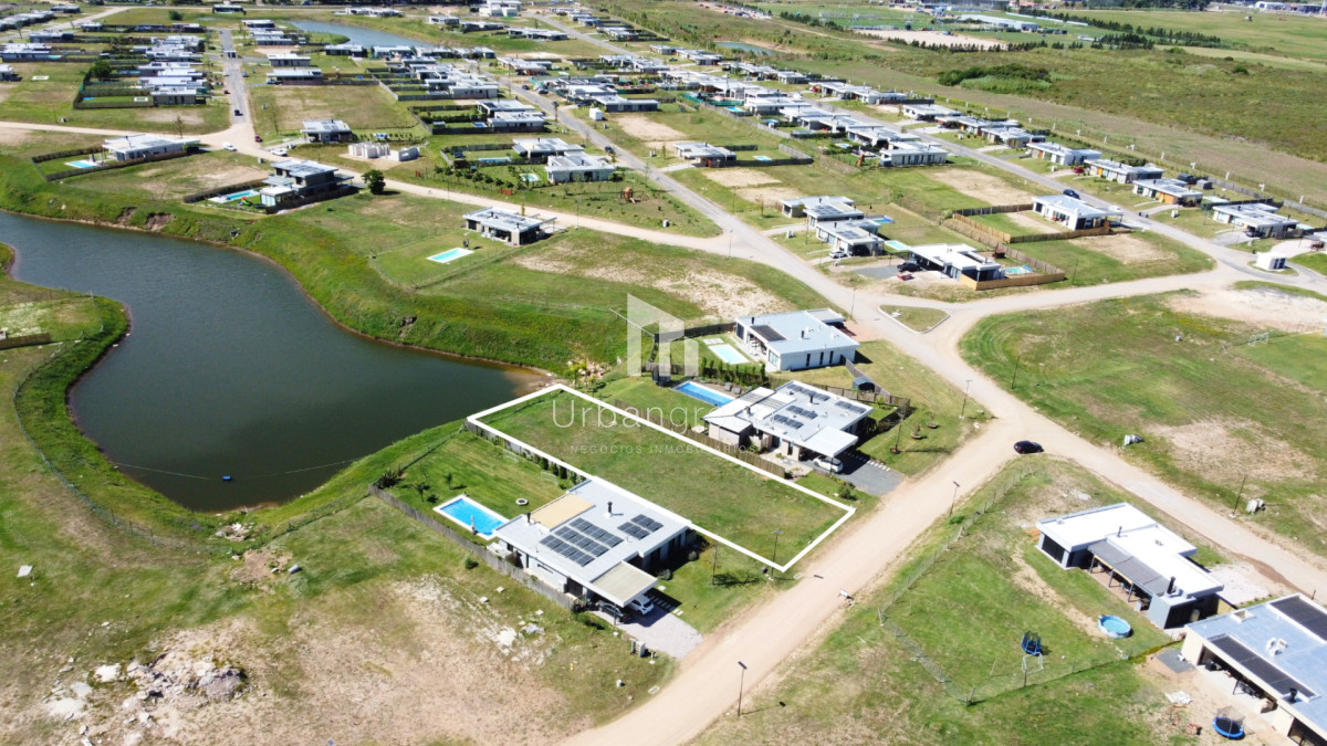 Terreno ID.60 - Terreno al Lago en Venta Barrio Privado La Juana