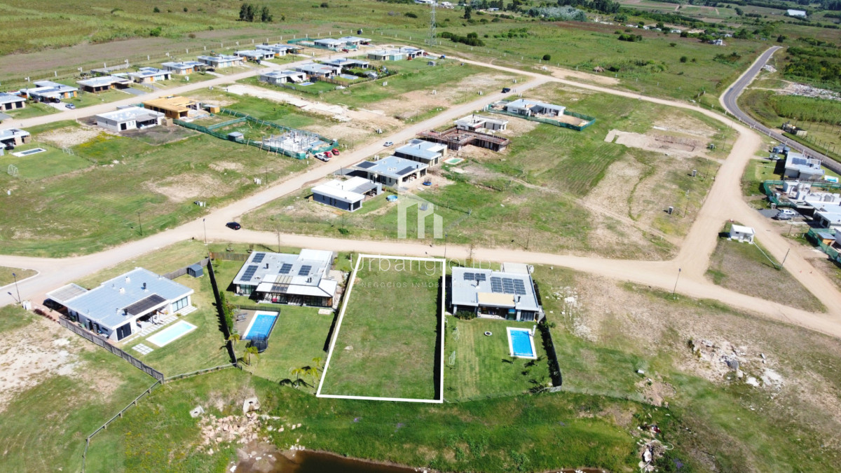 Terreno ID.60 - Terreno al Lago en Venta Barrio Privado La Juana