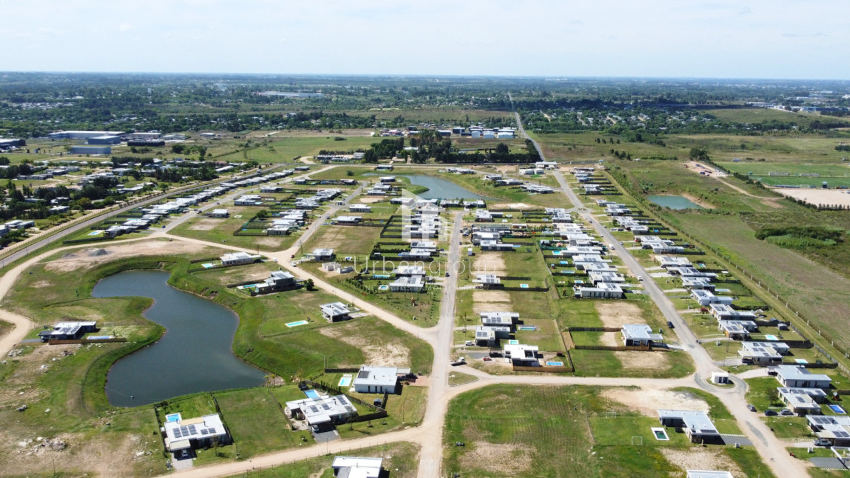 Terreno ID.60 - Terreno al Lago en Venta Barrio Privado La Juana