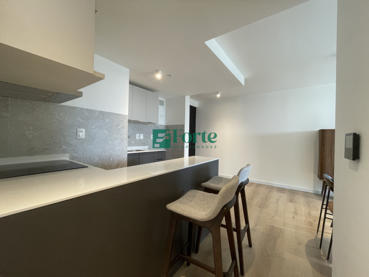 Apartamento ID.28 - Apartamento de 3 dormitorios en Venta en Ventura Tower