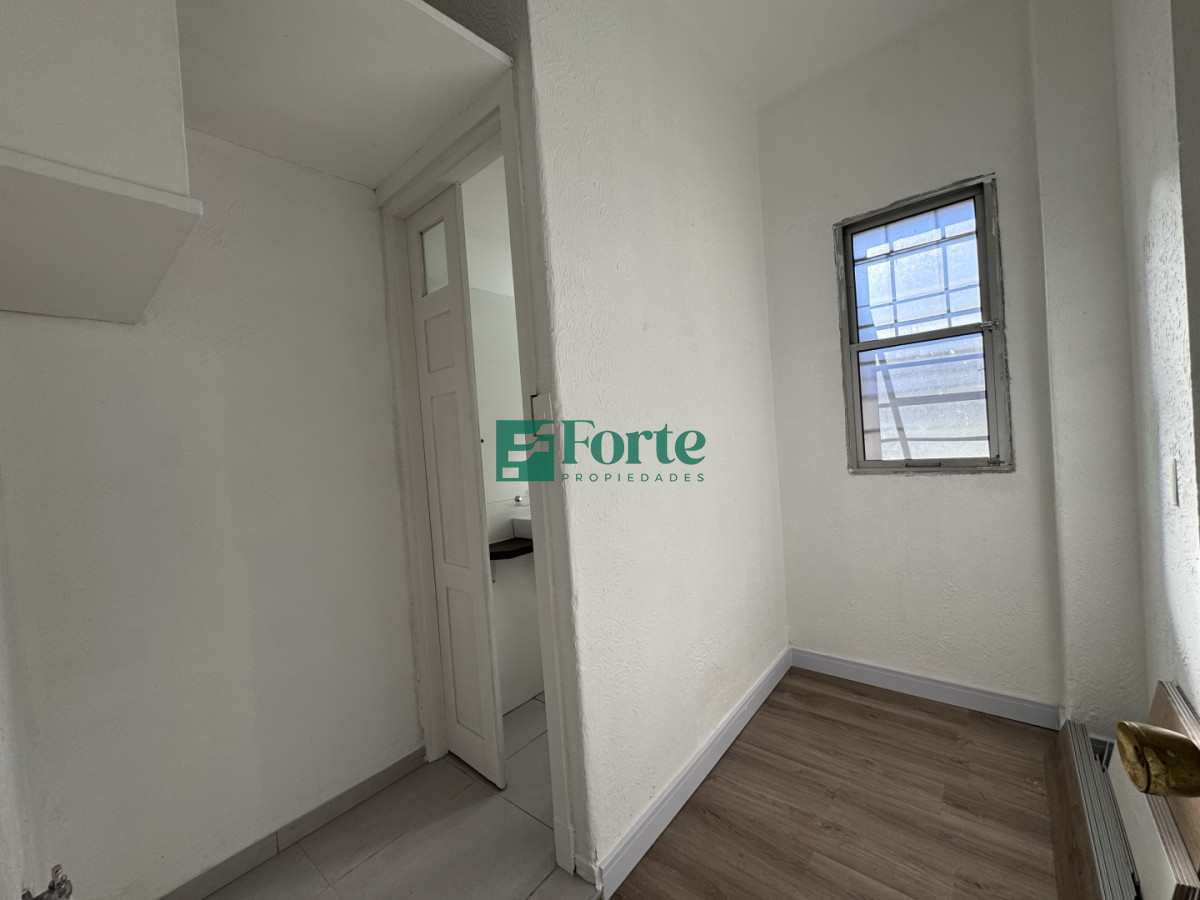Apartamento ID.41 - Apartamento en Alquiler en Tres Cruces 
