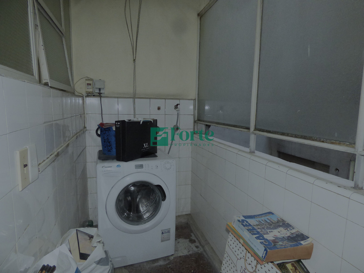 Apartamento ID.2 - Apartamento de 3 dormitorios en Venta en el Centro