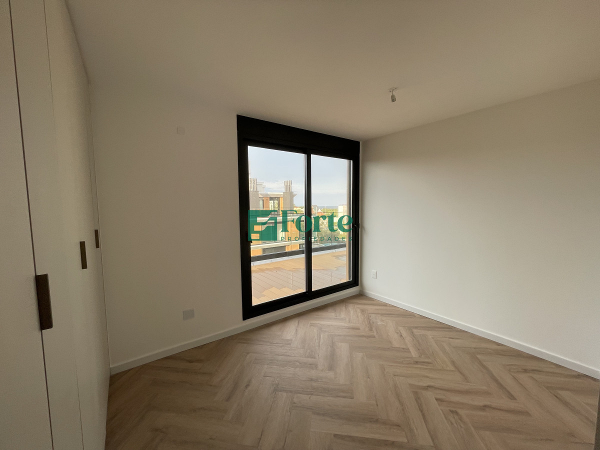 Apartamento ID.25 - Penthouse en Venta en Barra de Carrasco 