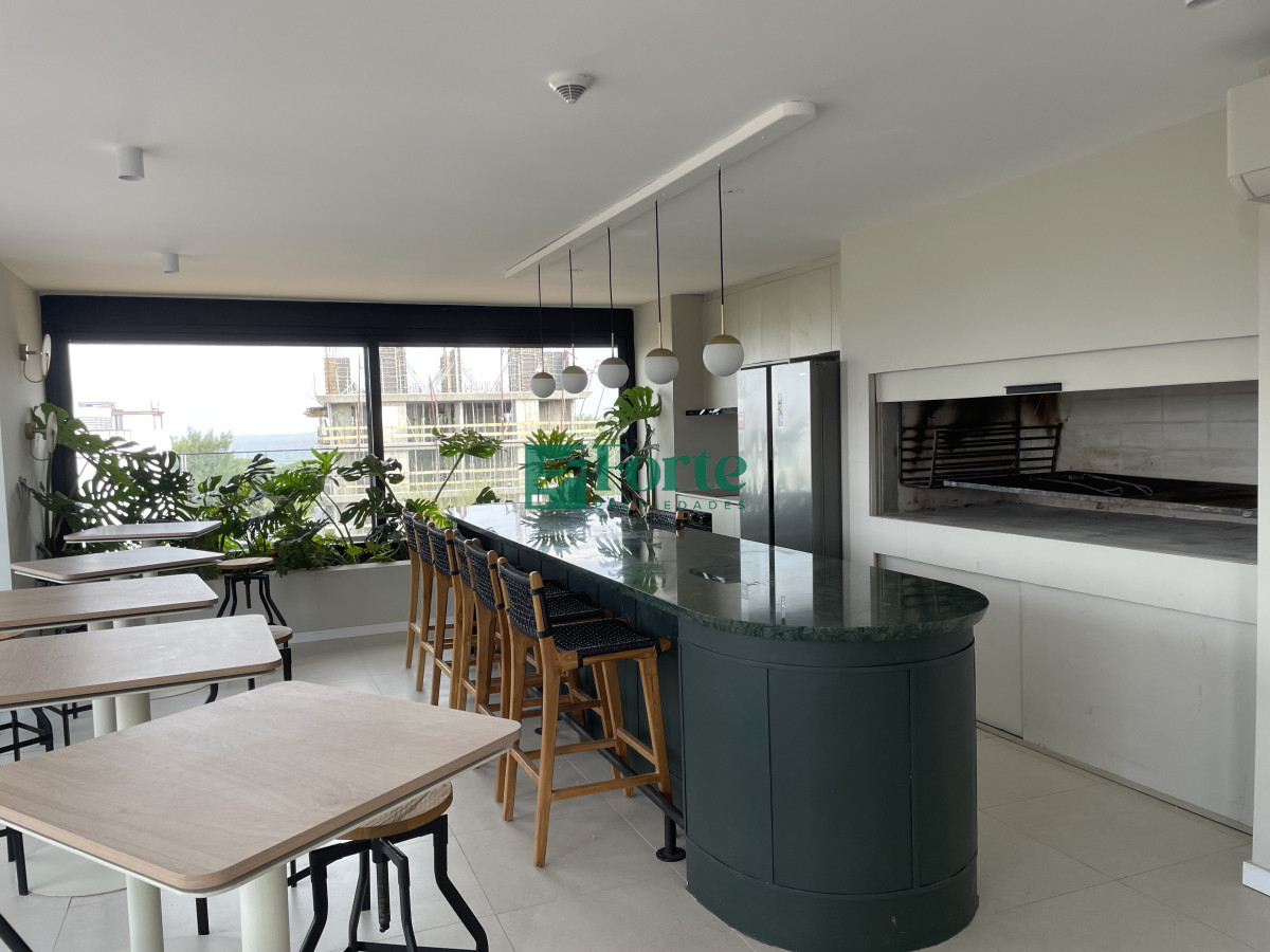 Apartamento ID.25 - Penthouse en Venta en Barra de Carrasco 
