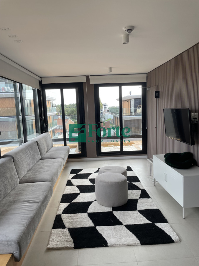 Apartamento ID.25 - Penthouse en Venta en Barra de Carrasco 