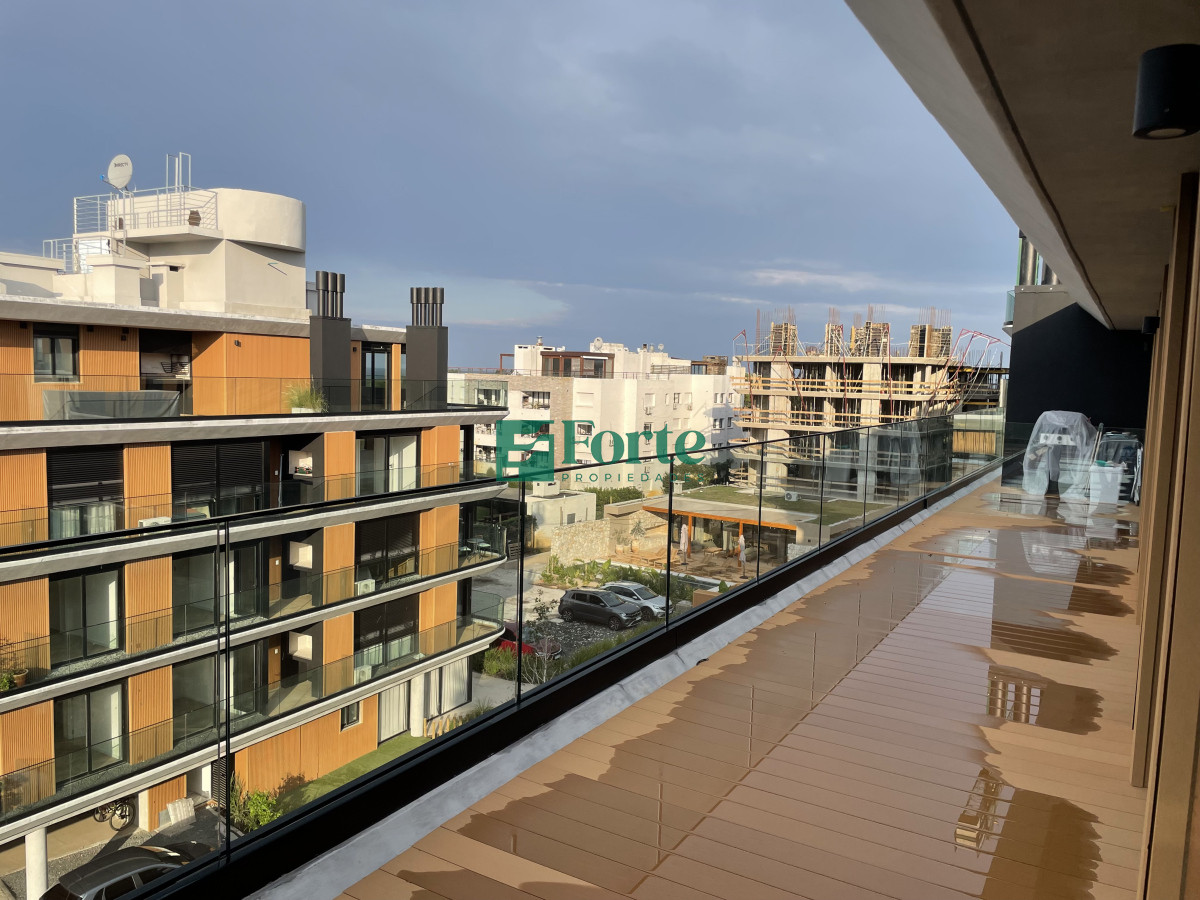 Apartamento ID.25 - Penthouse en Venta en Barra de Carrasco 