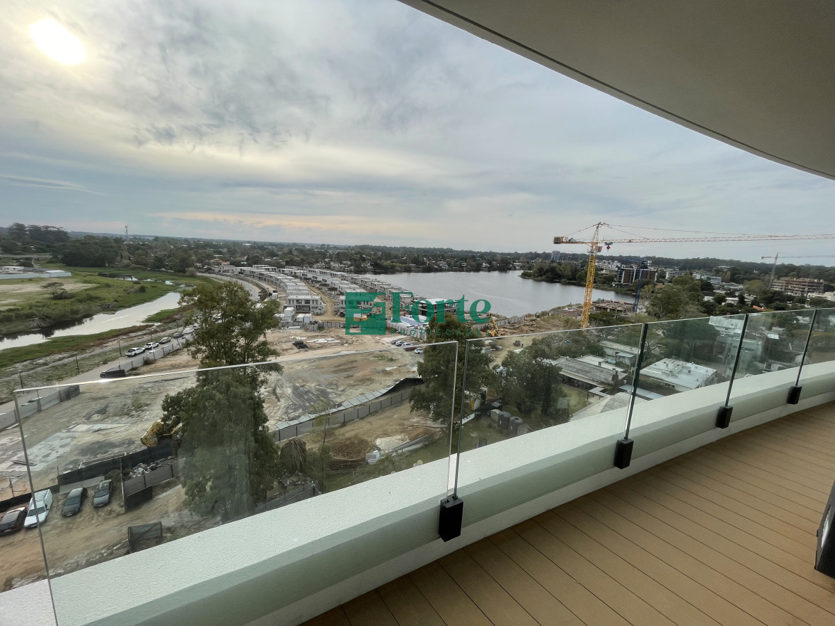 Apartamento ID.28 - Apartamento de 3 dormitorios en Venta en Ventura Tower