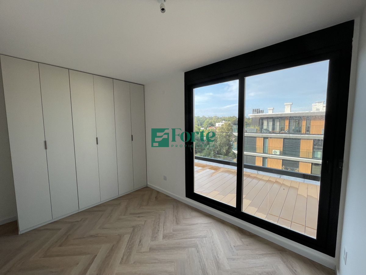 Apartamento ID.25 - Penthouse en Venta en Barra de Carrasco 