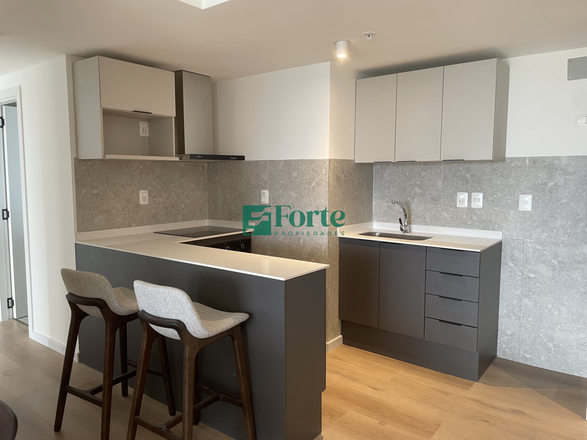 Apartamento ID.28 - Apartamento de 3 dormitorios en Venta en Ventura Tower