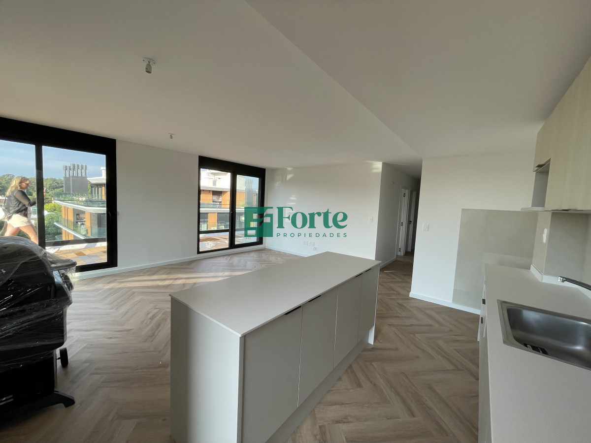 Apartamento ID.25 - Penthouse en Venta en Barra de Carrasco 