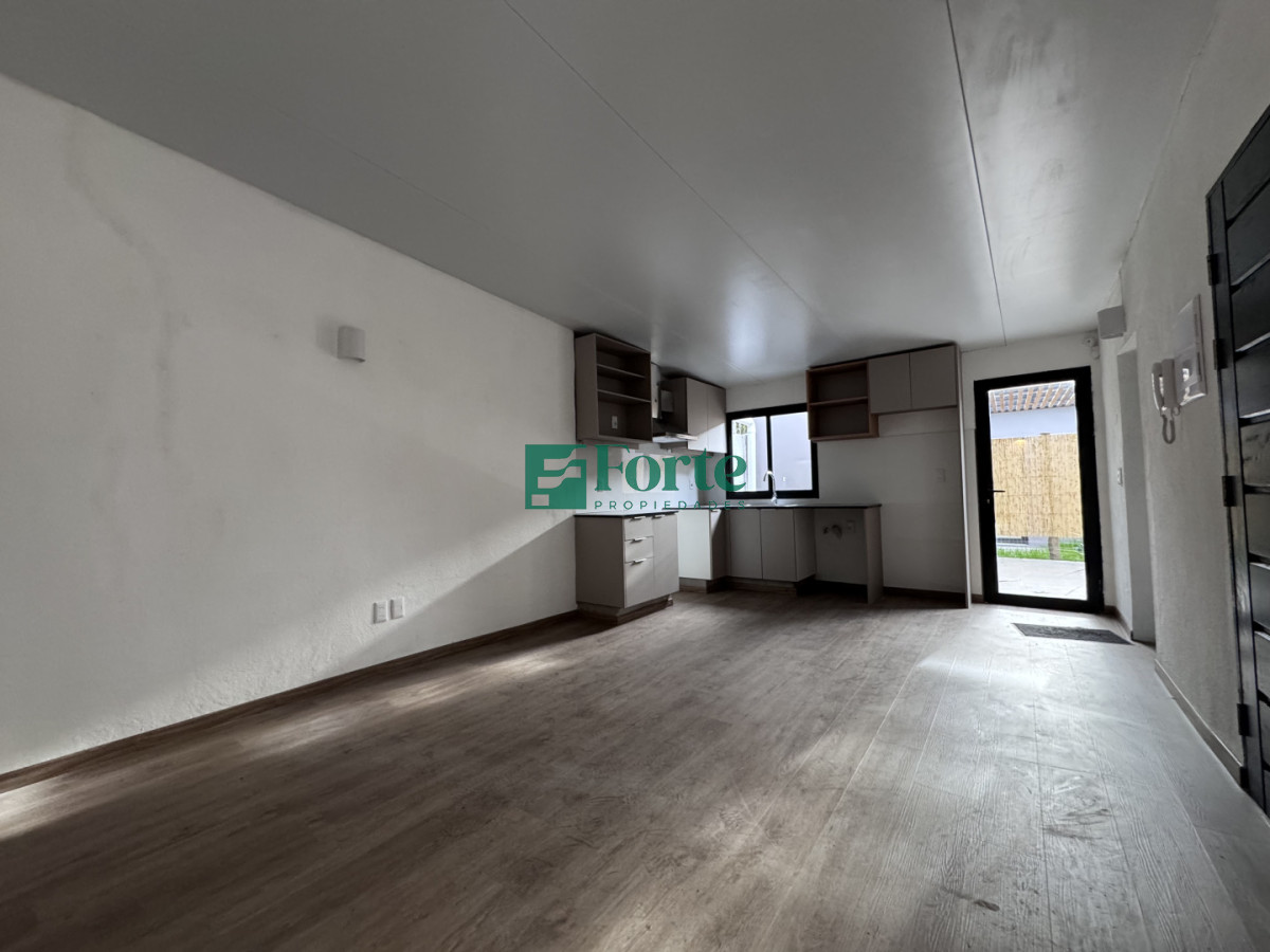 Casa ID.47 - Casa de 1 dormitorio en Alquiler en Carrasco Norte