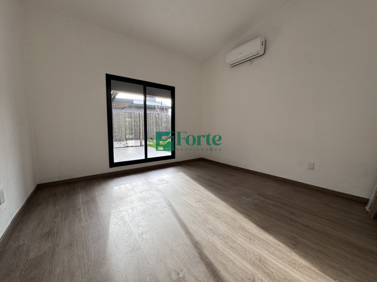 Casa ID.46 - Casa de 1 dormitorio en Alquiler en Carrasco Norte 