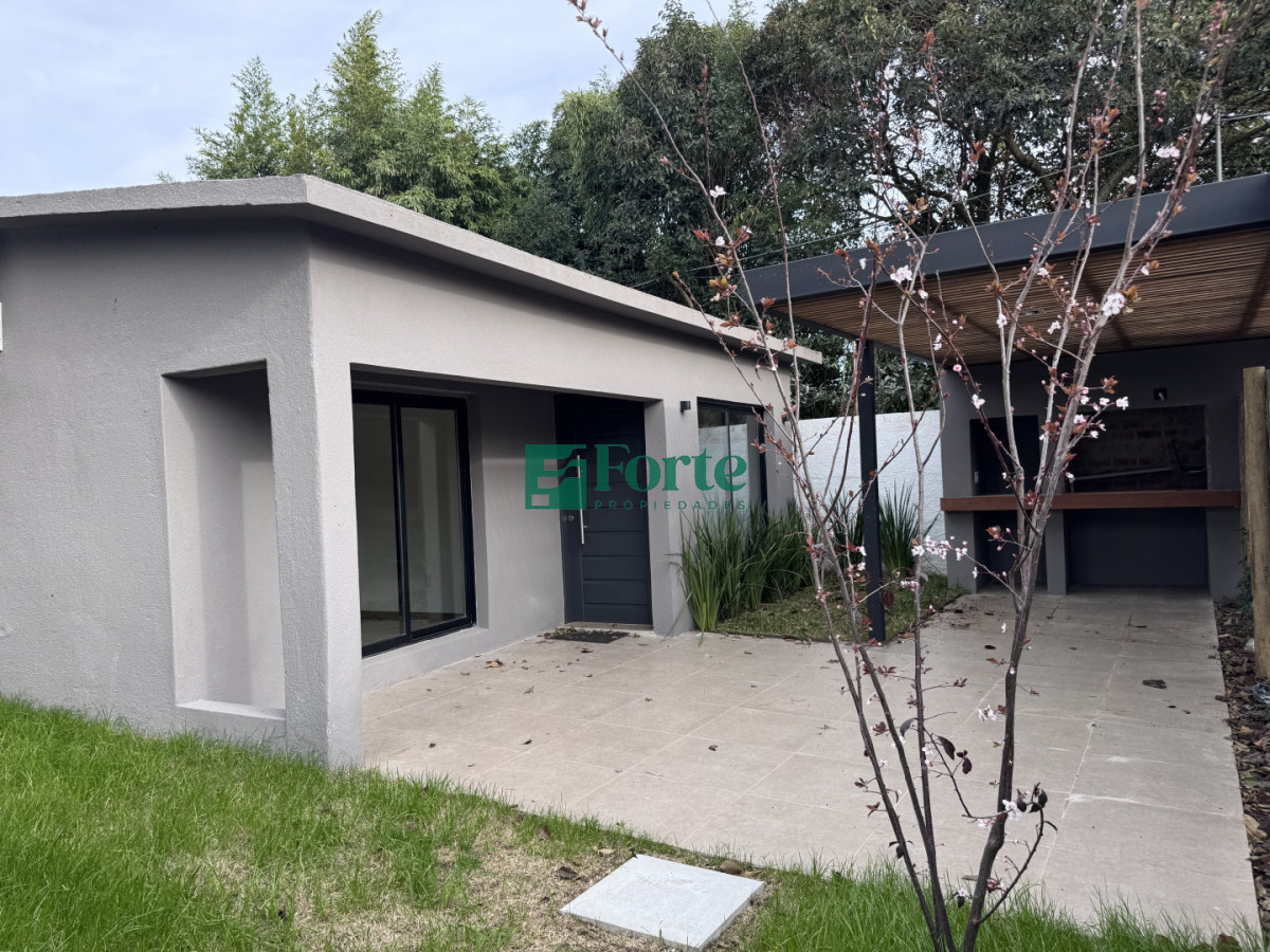 Casa ID.46 - Casa de 1 dormitorio en Alquiler en Carrasco Norte 