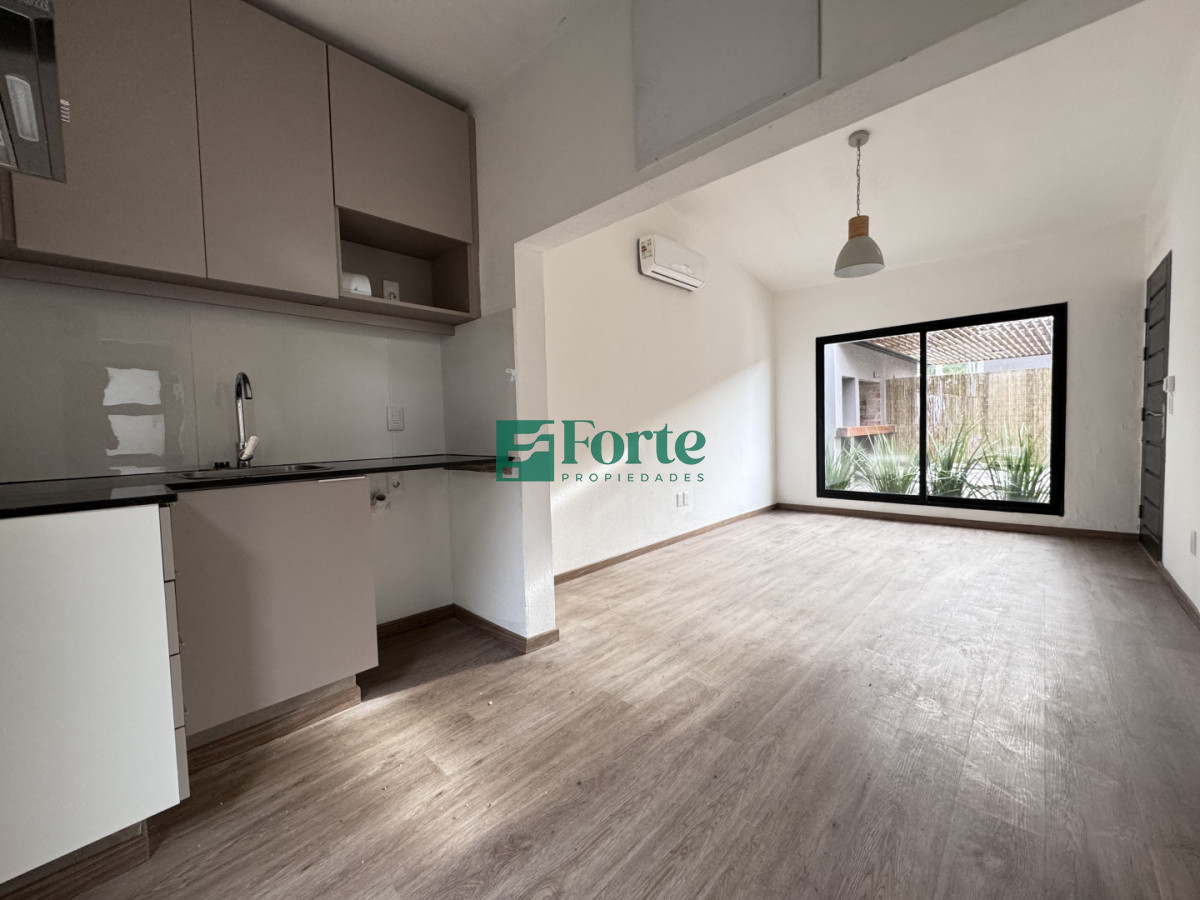 Casa ID.46 - Casa de 1 dormitorio en Alquiler en Carrasco Norte 