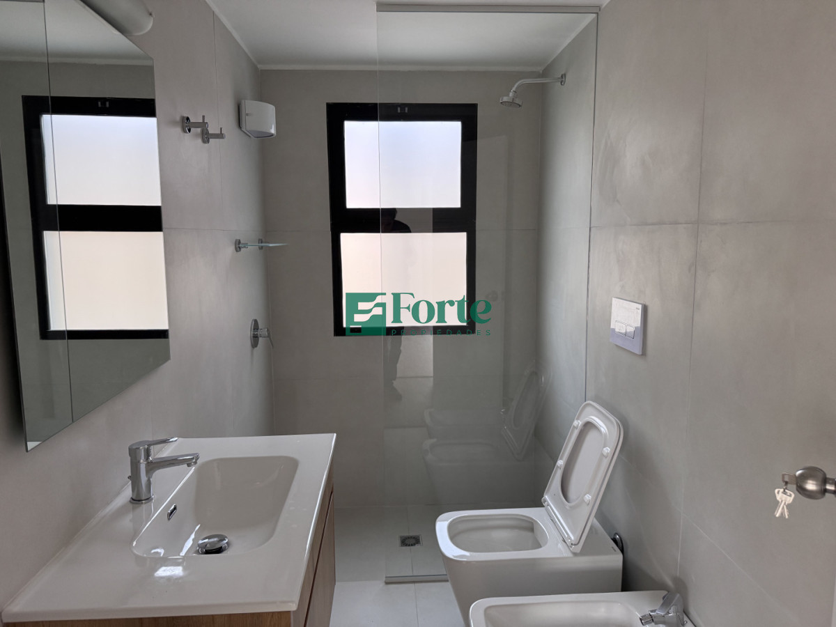 Casa ID.45 - Casa de 2 dormitorios en Alquiler en Carrasco Norte