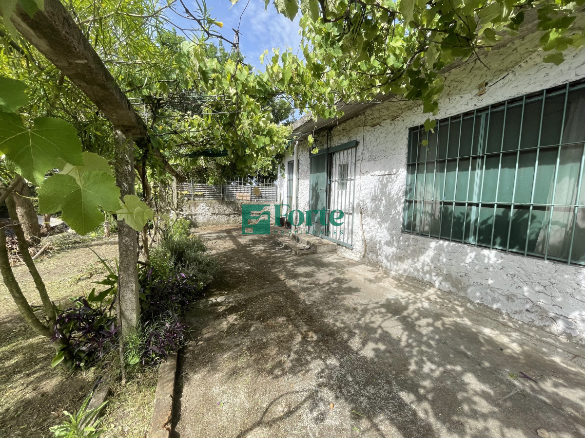 Casa ID.33 - Casa en Venta en Nuevo París 