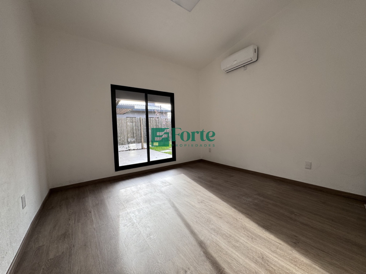 Casa ID.46 - Casa de 1 dormitorio en Alquiler en Carrasco Norte 