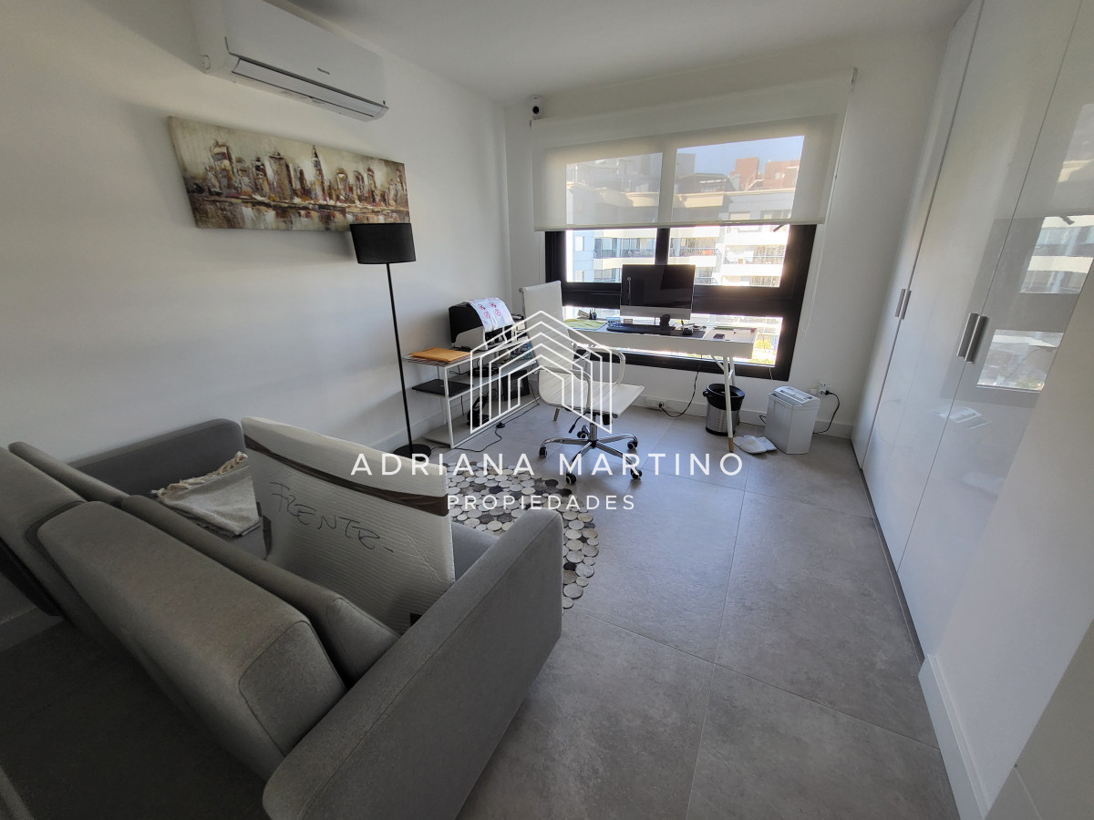 Apartamento ID.71138 - Alquiler apartamento en primera linea Punta del Este - 3 dormitorios