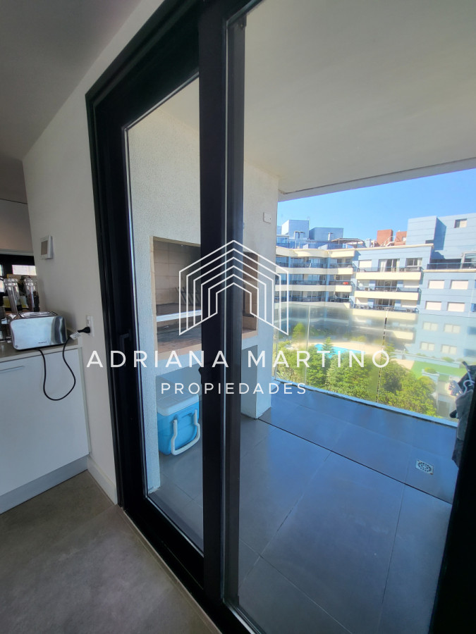 Apartamento ID.71138 - Alquiler apartamento en primera linea Punta del Este - 3 dormitorios