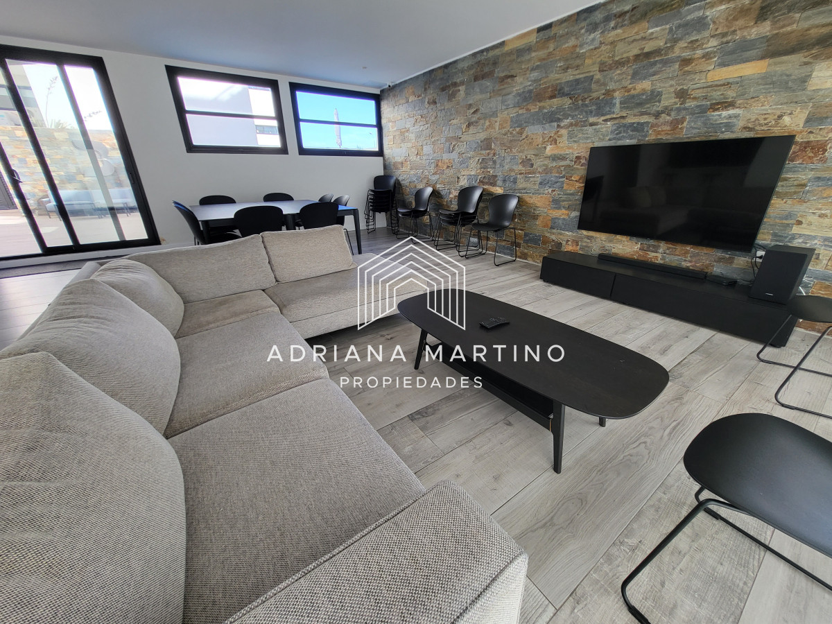 Apartamento ID.71138 - Alquiler apartamento en primera linea Punta del Este - 3 dormitorios
