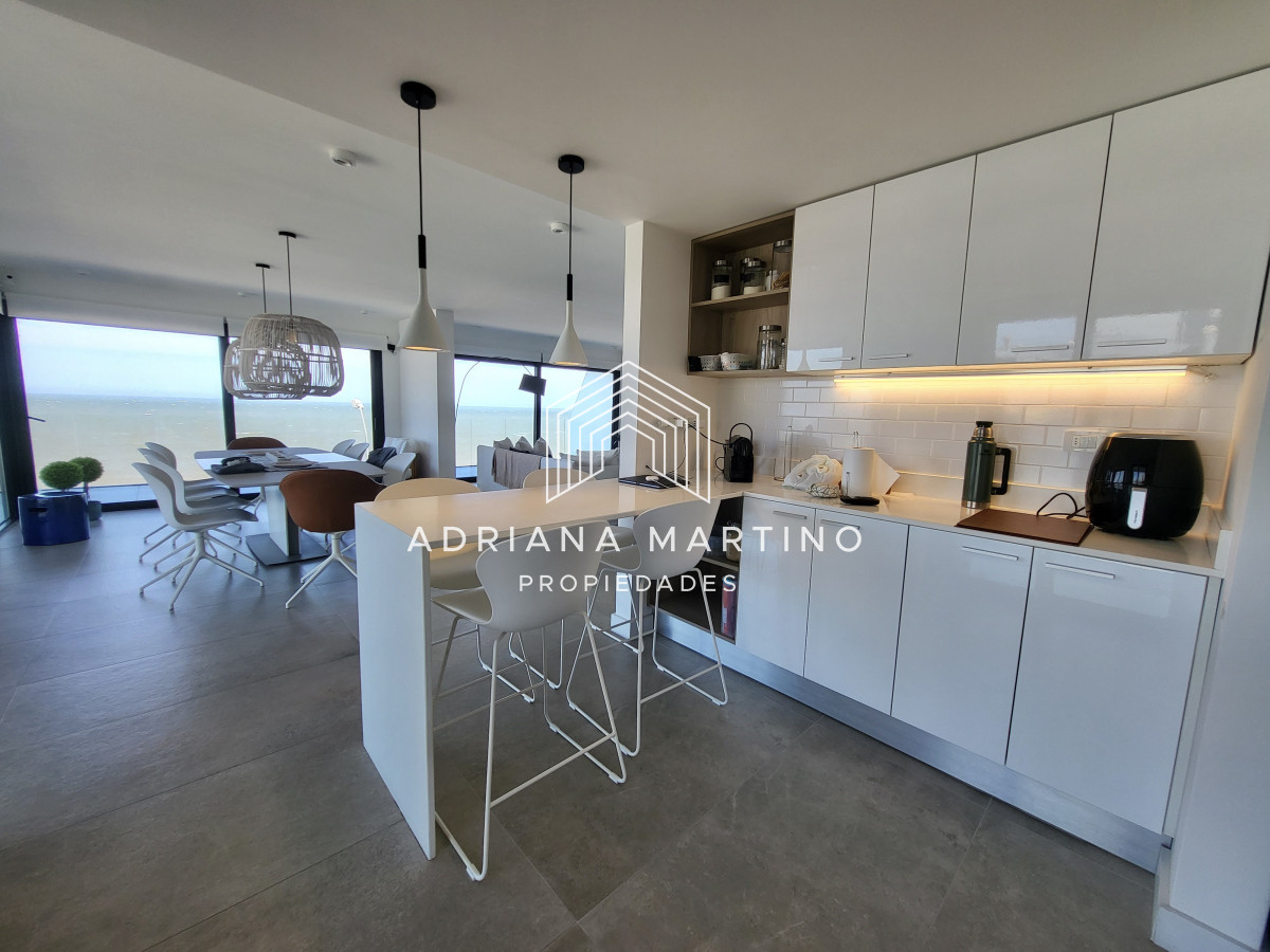 Apartamento ID.71138 - Alquiler apartamento en primera linea Punta del Este - 3 dormitorios