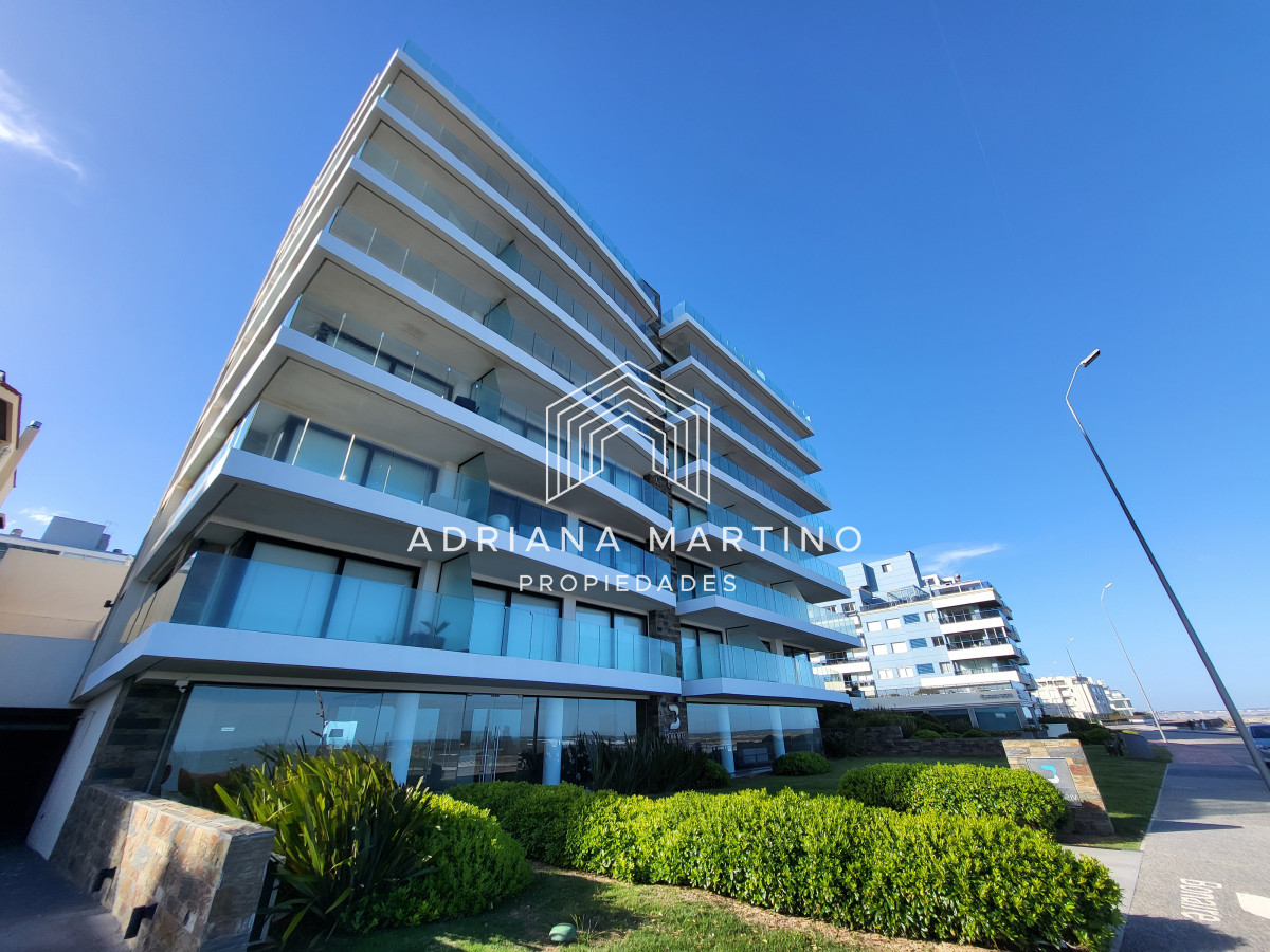 Apartamento ID.71138 - Alquiler apartamento en primera linea Punta del Este - 3 dormitorios