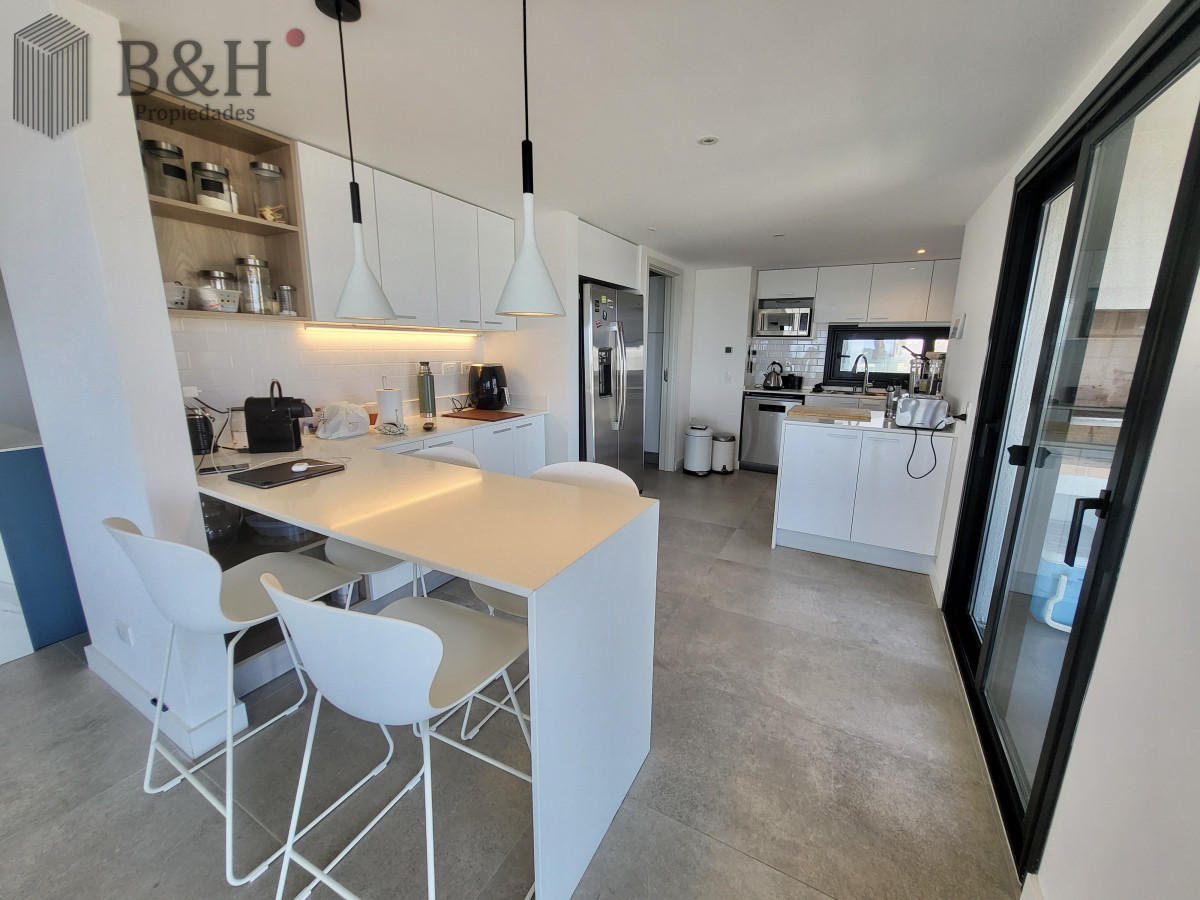 Apartamento ID.71138 - Alquiler apartamento en primera linea Punta del Este - 3 dormitorios