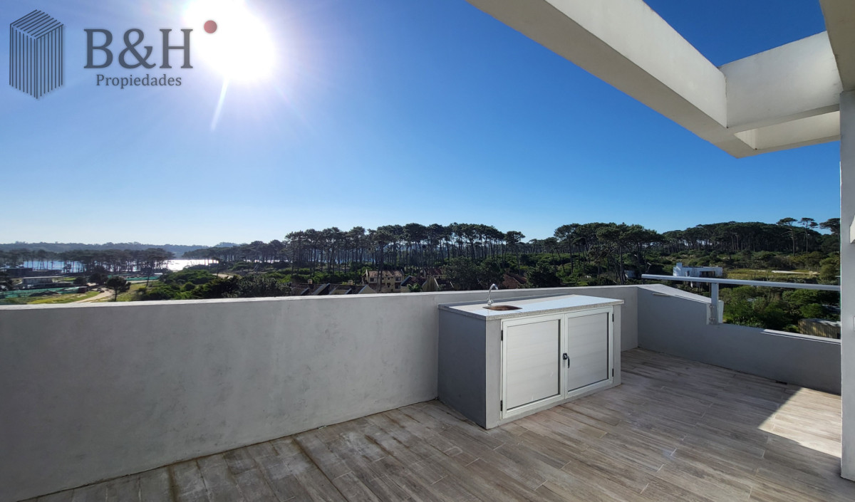 Apartamento ID.7484 - ESPECTACULAR APARTAMENTO CON VISTA AL MAR - RUTA 10 MANANTIALES PUNTA DEL ESTE